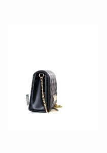 tsanta love moschino 11 18