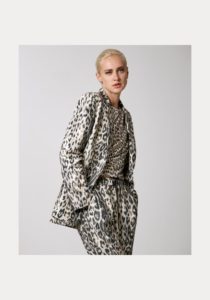 accessfaschion-sakaki-leopar-1