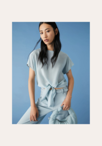 marella-Knot-detail -T-shirt-2