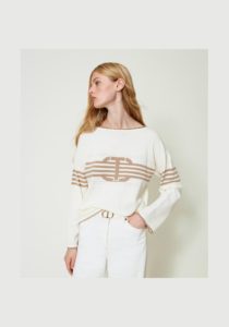 twinsret-Jumper -with- inlaid- Oval T-1