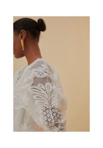 farmrio-blousa-kipoure-white-4