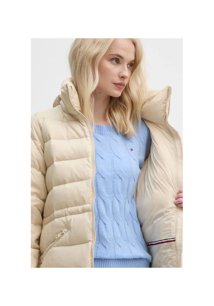 tommy-hilfiger-fouskoto-mpoufan-beige-6