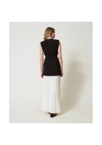 twinset-crepe-gilet-long-pleated-skirt-3