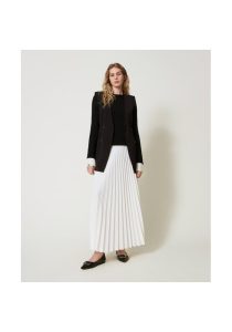 twinset-crepe-gilet-long-pleated-skirt-5