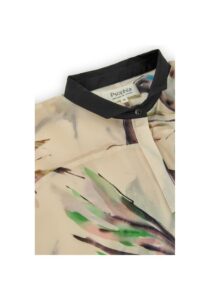 Psophia-shirt-with-father-5